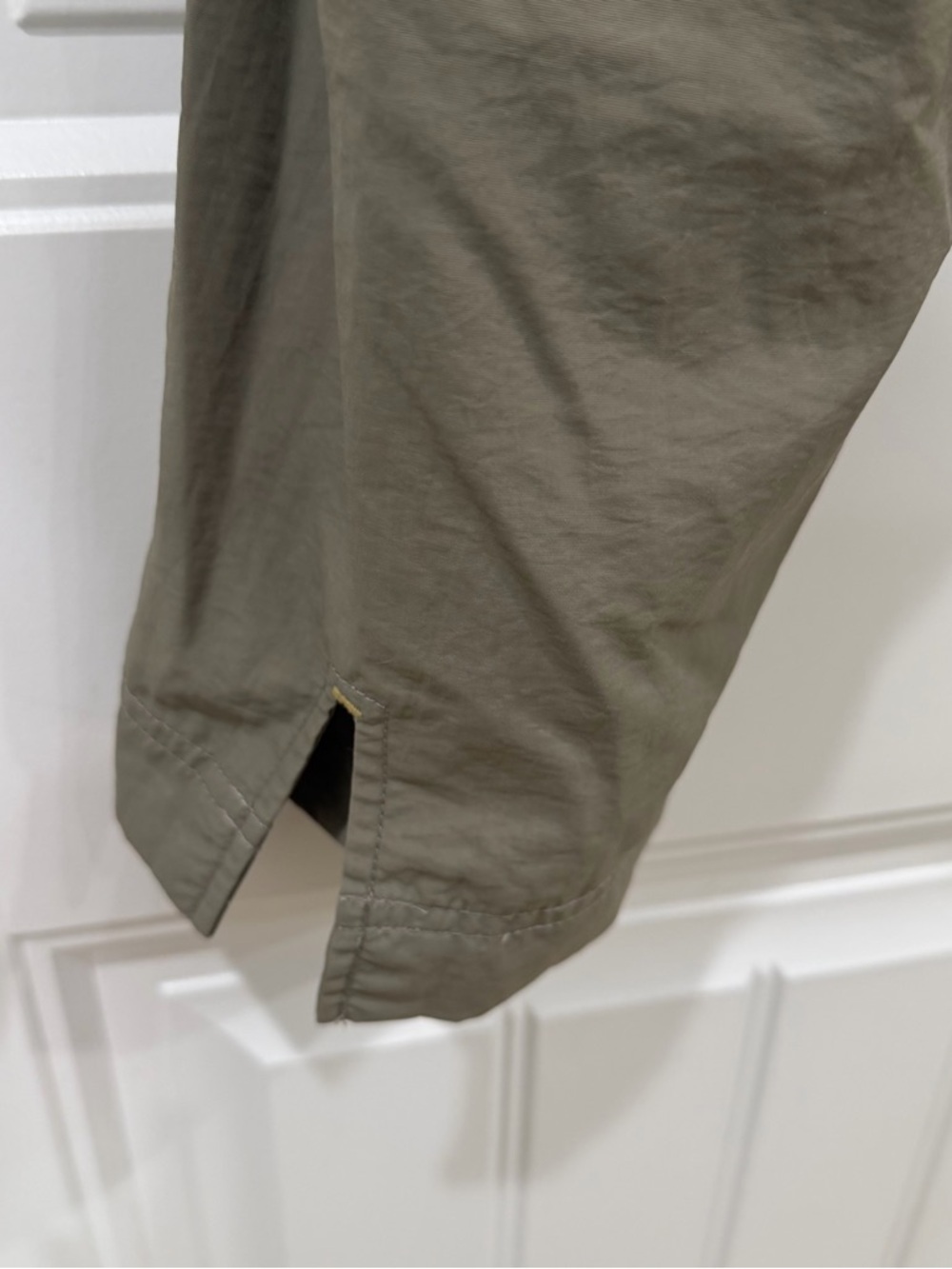 EUC REI Women's Drawstring Hiking Pants in Light Khaki - Picture 8 of 9